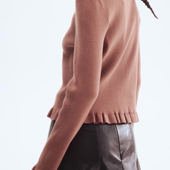 H&M Ribbed Brown Cardigan with Ruffle Hem - Picture 4 of 6